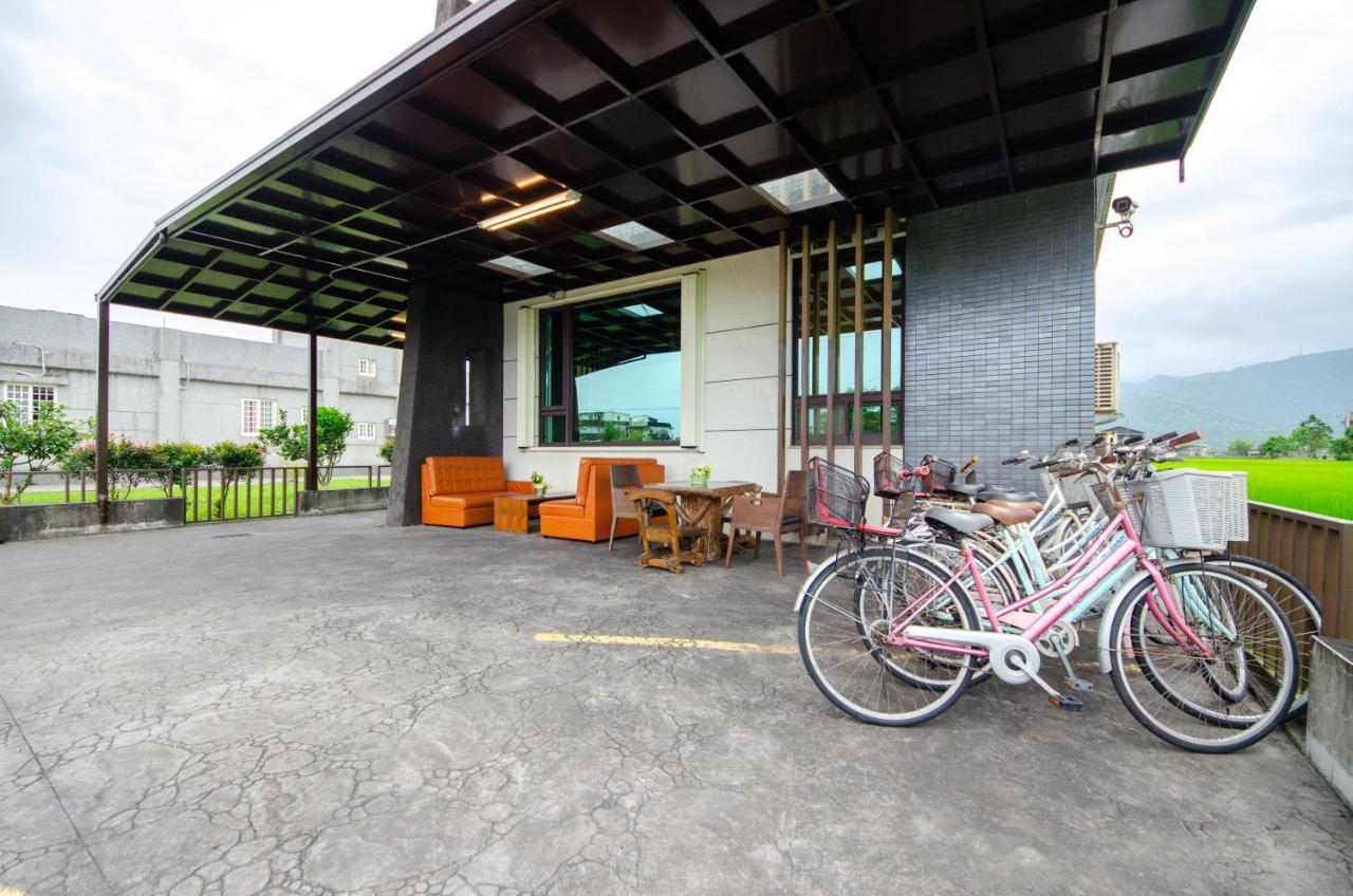 宜人生活溜滑梯親子民宿 Easylife B&B Dongshan  Exterior foto